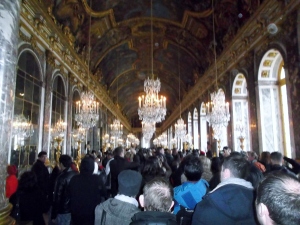 I wasn't the only one enthralled with the Hall of Mirrors...
